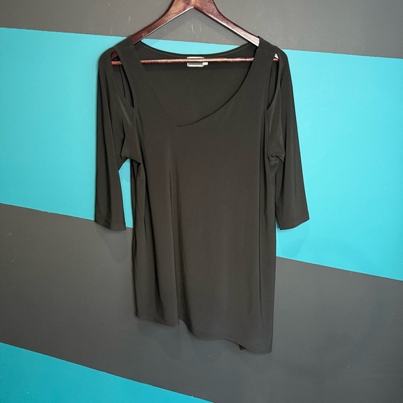 Sympli Black Asymmetrical Cutout Tunic Blouse - Picture 2 of 8